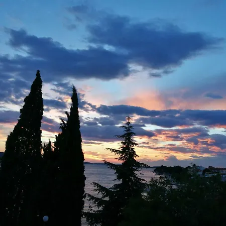 Dalmatino Brodarica (Sibenik-Knin)