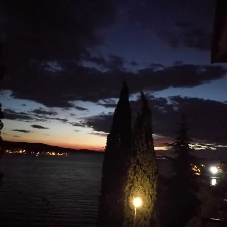 Dalmatino Apartman *