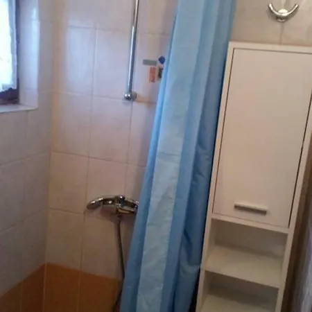 Dalmatino Apartment *