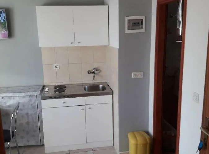 Apartman Dalmatino Brodarica (Sibenik-Knin)