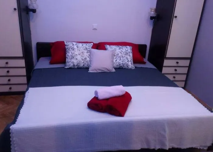 Dalmatino Apartman *